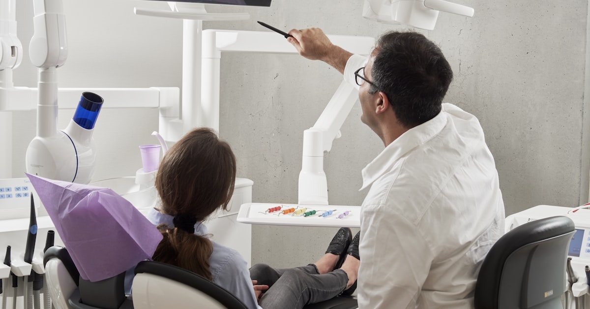 Teeth Sensitivity and Whitening: the Dual-Action Breakthrough That Changes Everything