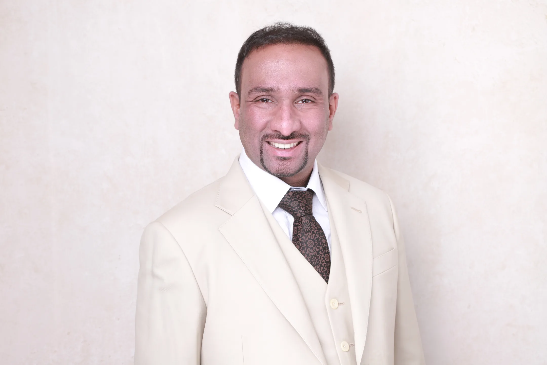 Portrait of Dr Niki Shah